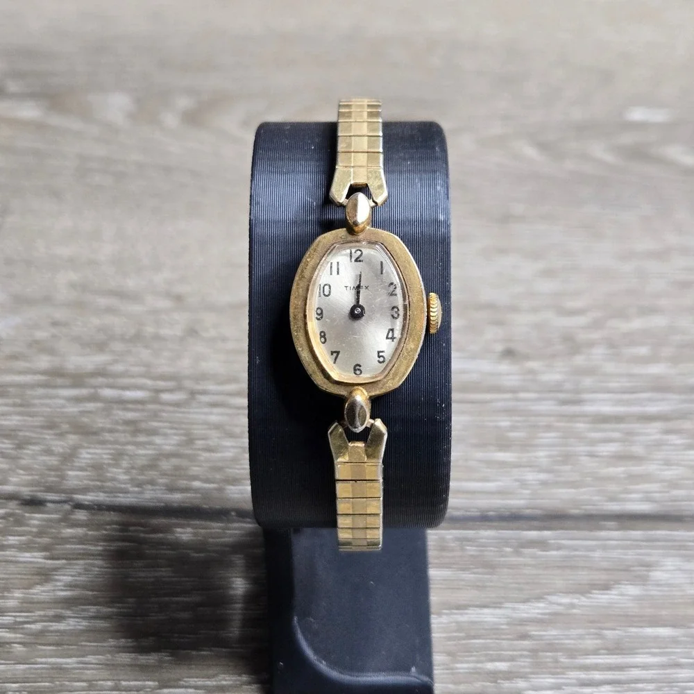 Vintage Timex Vintage Mechanical Womens Watch Gold Tone Expansion Band For Parts